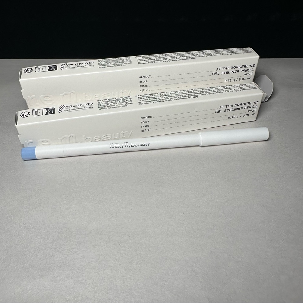 Rem beauty Blue Gel Eyeliner Pixie
